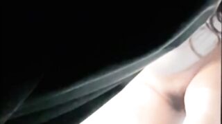 Quay lén em hàng xóm quên kéo rèm cửa
