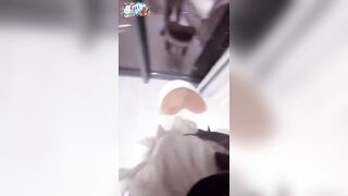 em gái đi học về bị anh hàng xóm đè ra địt,xuất tinh đầy mồm