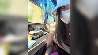 Girl Live Thủ Dâm Public Tập 50