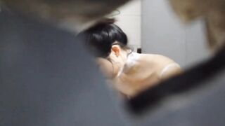 Quay lén e sinh viên chung trọ dáng ngon đi tắm,mấy e sinh viên toàn hàng non thôi p5