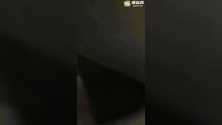 địt tập thể em nhân viên KTV