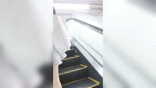 THANH NIÊN ĐI SIÊU THỊ , QUAY LÉN , SƠ LÍT GÁI XINH