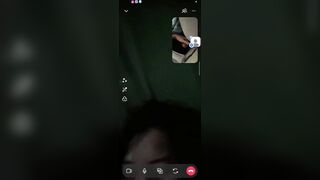 thùy linh 2k8 sao lúc call m cho t mặt sịp mà giờ bảo t đút cả ngón tay vào