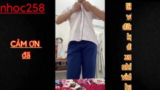 Em học sinh 16 tuổi học lớp 10 đi học về nứng lồn quá thủ dâm cho sướng lồn