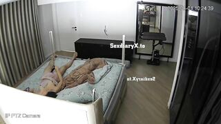 Mb ở nhà thủ dâm