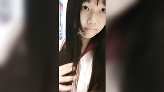 BÉ HS VẬN ĐỘNG, TRƯỚC KHI TẮM