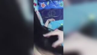 Bú địt em người yêu 17 tuổi, lồn non lông rậm đút vào lồn nó sướng.