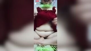 Chị Gái Già Show Hàng Kiếm Thêm