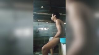 Bé gái 17 tuổi quen ny đăk lăk, ảnh tắm ảnh đụ cảnh chuồn heo chuồn bò luôn 🤓