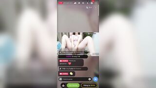Cu giả chọc lỗ đít