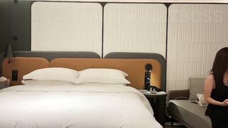 Quay lén thịt em gái gọi có con đại bàng trước ngực cực xinh dâm