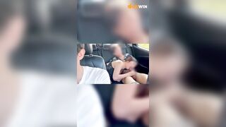 Dâm nữ vú bự nứng lồn cùng bạn trai sờ mò bú cặc public trên taxi phía sau a tài xế 4