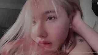 Nhìn y hệt Hoà Minzy ấy nhể ?nhưng múp hơn