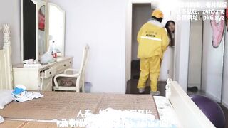 Anh shipper may mắn và cô chủ nhà dâm đãng đến kì động dục
