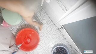 Đặt cam quay lén nhỏ e họ hs mới lớn hàng non đi tắm,để cam đây thì sao bt có cam đc3