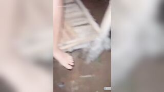 nữa đêm dắt vợ dâm bím múp hồng ra chòi vừa canh ruộng vừa móc lồn cho vợ sướng