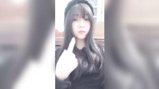lớp 10 em đã biết khoe vú móc lồn cho trai xem vú em nó tròn quá - phần 1
