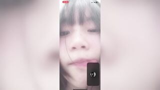 lớp 10 em đã biết khoe vú móc lồn cho trai xem vú em nó tròn quá - phần 7