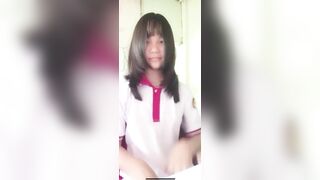 lớp 10 em đã biết khoe vú móc lồn cho trai xem vú em nó tròn quá - phần 9