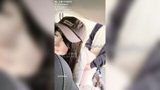 Pupu chổng mông dâm lên cho a địt public phía sau xe sướng tê lồn