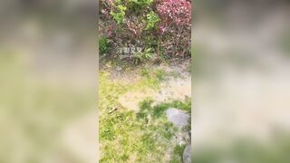 Gái dâm mông to nứng lồn k mặc quần lót đứng trước mặt người lạ mà khoe mông