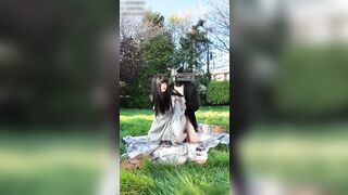 Idol đang show thủ dâm cho fan thì bất ngờ bị người lạ phát hiện địt tung lồn