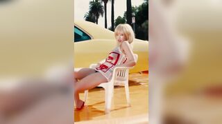 Các cảnh uốn éo phô dâm cực nứng của idol Rose