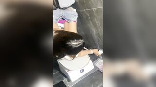 seri đặt cam quay lén nhà vệ sinh nữ em nào đít cũng to lồn múp - phần 13