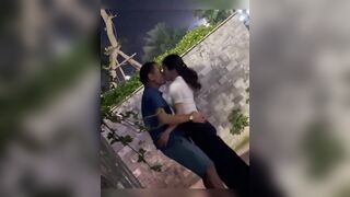 Trốn chồng cho thằng bố bú vú tí cho nó đỡ nhớ.