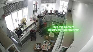 Hack Camera Cô Dược Sĩ Nứng Lồn Làm Tình Tại Quầy Thuốc