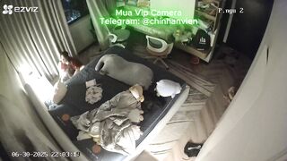 Hack Camera Phòng ngủ bé gái mới lớn nứng lồn thủ dâm hàng ngày