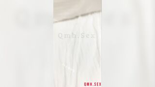 Bé thảo linh cần thơ 2k4 dập như máy khâu từ nhà tắm tới lên giường mặt phê khó tả