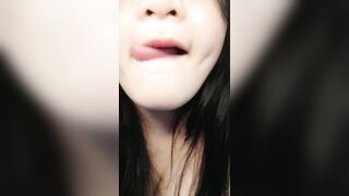 Bé sinh viên mũn mĩm vú bự lồn cực dâm móc lồn cực phê