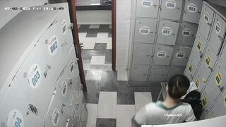 hack cam phòng thay đồ bể bơi bé nào cũng trắng trẻo dáng đẹp - phần 6