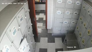 hack cam phòng thay đồ bể bơi bé nào cũng trắng trẻo dáng đẹp - phần 8