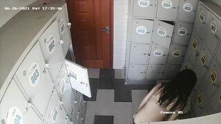 hack cam phòng thay đồ bể bơi bé nào cũng trắng trẻo dáng đẹp - phần 9