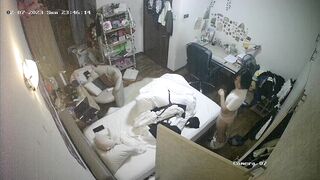 hack cam phòng ngủ mấy bé loli vú to tròn thay đồ - phần 1