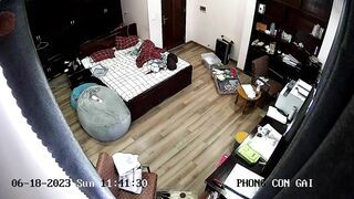 hack cam phòng ngủ mấy bé loli vú to tròn thay đồ - phần 2