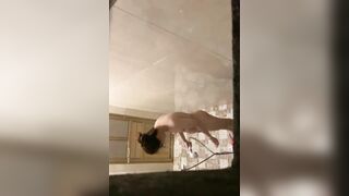 đột nhập dãy trọ sinh viên để quay lén mấy em tắm đúng là rửa mắt - phần 1