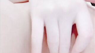 Cô gái 2k6 nứng lồn thủ dâm banh lồn ra 5