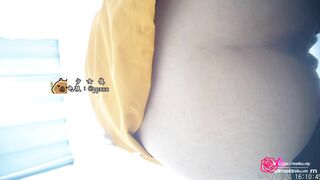 quay lén em hs trong nhà vệ sinh công cộng