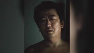 Chồng bất lực nhìn vợ lên cơn nứng lồn