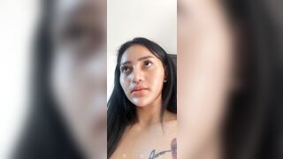 Gái xinh vú to lồn múp khoe hàng trên live phần 3
