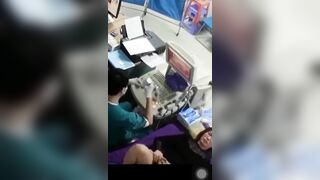 MBBG đi khám lồn