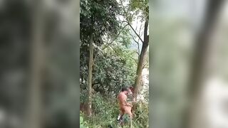 Vợ đi rừng rủ người lạ public