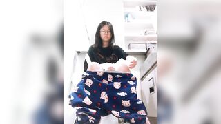 bé học sinh loli mặt cute nứng lồn thủ dâm bất chấp - phần 29