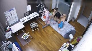 Hack cam em gái ở nhà 1 mình chat sex với any (Hack cam, quay lén)
