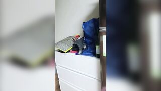 Độc lạ, E gái xinh Vú to, Khoe Vú lồn với anh Thợ điện, Thủ dâm mà ko dám djt