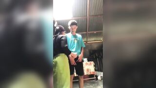 Thằng cháu trai 16 tuổi nứng cặc thèm đụ, năng nỉ dì họ cho đụ dì thương cho đụ thật.