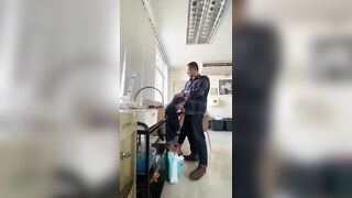 Giám đốc bắt em thư ký bú cu xong tăng lương cho phần 1